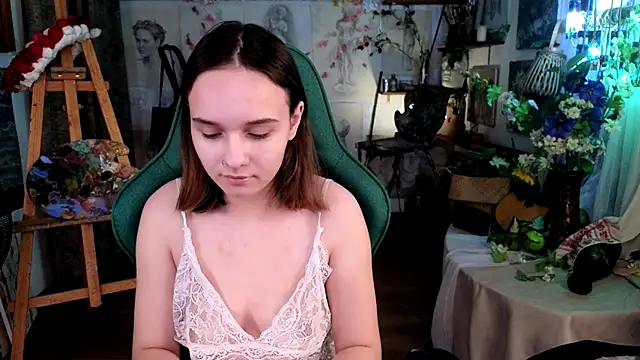 Snapshot of MelissaTravel chatting on February 2026 04:14:01 PM MelissaTravel online show from February 2026 04:14:01 PM