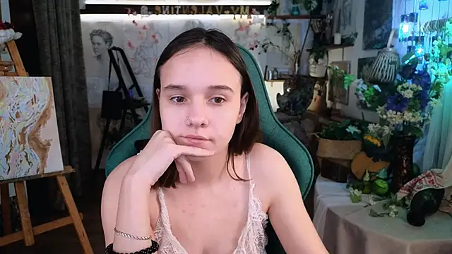 Snapshot of MelissaTravel chatting on February 2026 05:57:02 PM MelissaTravel online show from February 2026 05:57:02 PM