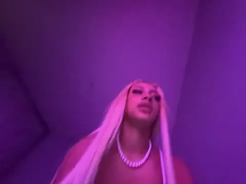 Snapshot of teethelightskinbarbie chatting on March 2026 08:43:01 PM teethelightskinbarbie online show from March 2026 08:43:01 PM