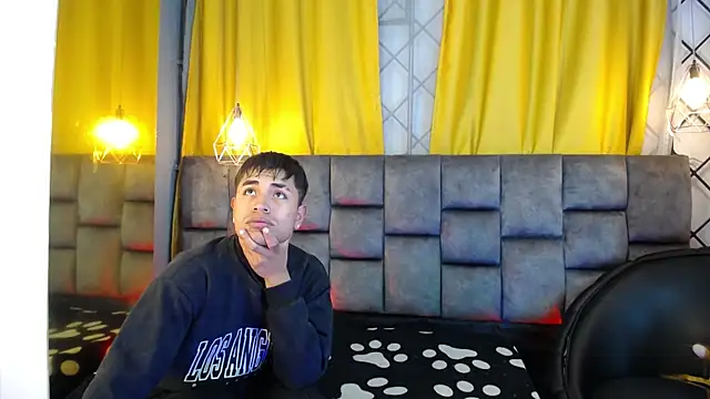 Maik Russo online show from March 2026 10:59:02 AM