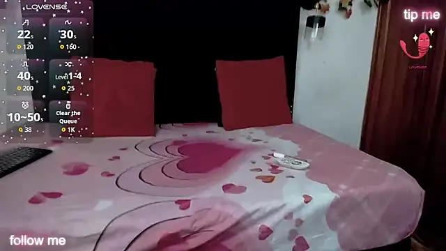 vsamanthaper1 online show from February 2026 07:43:01 PM