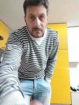 colosone online show from February 2025 08:25:01 PM