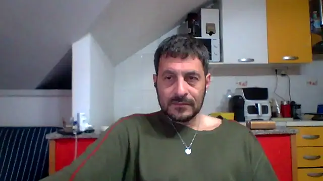Snapshot of colosone chatting on April 2026 06:27:01 AM colosone online show from April 2026 06:27:01 AM