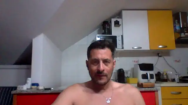 Snapshot of colosone chatting on May 2026 06:36:02 PM colosone online show from May 2026 06:36:02 PM