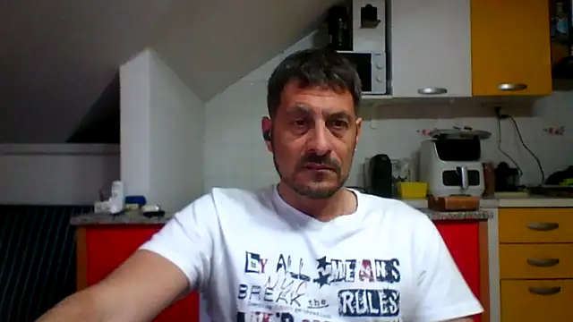 Snapshot of colosone chatting on May 2026 05:48:01 AM colosone online show from May 2026 05:48:01 AM