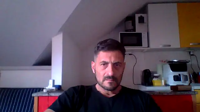 Snapshot of colosone chatting on May 2026 12:46:01 PM colosone online show from May 2026 12:46:01 PM
