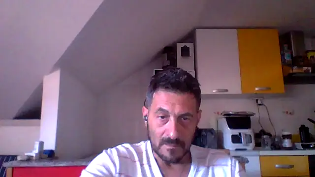 Snapshot of colosone chatting on May 2026 08:42:02 AM colosone online show from May 2026 08:42:02 AM