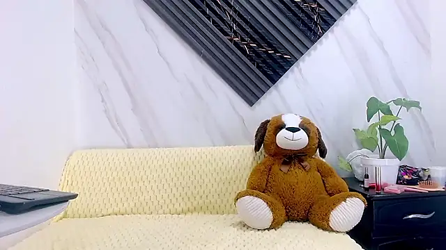 Candy Smile  online show from January 2026 11:46:02 AM