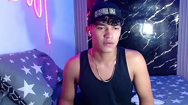 jamescurly00 online show from March 2026 07:34:02 AM