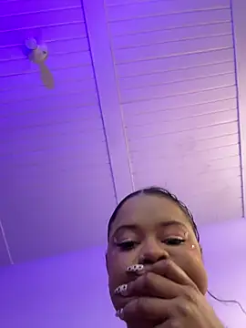 Snapshot of Antonella_03s chatting on February 2026 10:50:01 PM Antonella 03s online show from February 2026 10:50:01 PM