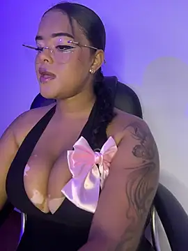 Snapshot of Antonella_03s chatting on February 2026 11:34:02 PM Antonella 03s online show from February 2026 11:34:02 PM