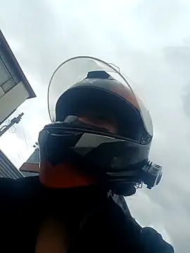 Michelle ec online show from April 2026 04:44:02 PM