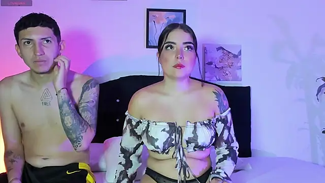 Snapshot of Couple_latinX chatting on January 2026 11:26:02 AM Couple latinX online show from January 2026 11:26:02 AM