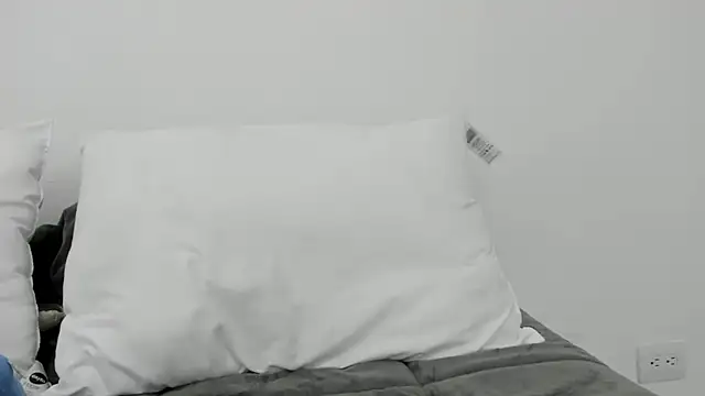 Sarah sumemers online show from April 2026 09:59:02 PM