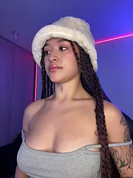 crystal dlun online show from March 2026 03:16:01 PM