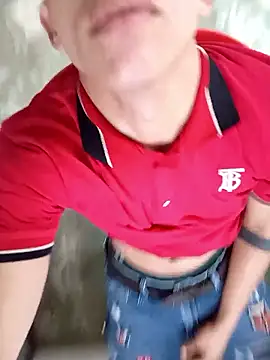 Snapshot of Alejandro2226 chatting on January 2026 10:33:02 PM Alejandro2226 online show from January 2026 10:33:02 PM