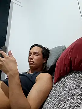 ofjuliaa online show from April 2026 06:18:01 AM