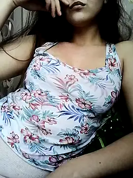 Jenevaonlovexq online show from February 2026 10:44:02 AM