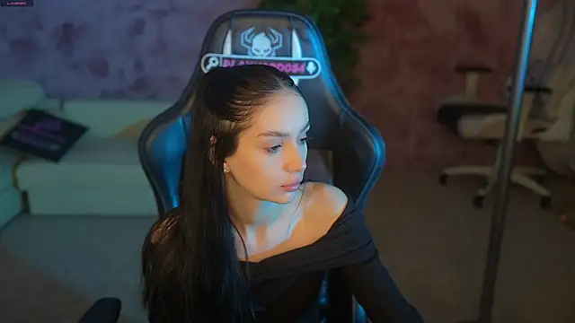Snapshot of Mila_Rose054 chatting on June 2026 04:48:02 AM Mila Rose054 online show from June 2026 04:48:02 AM