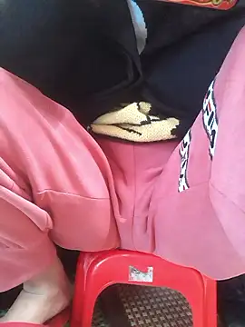 Snapshot of -Bunny-y chatting on January 2026 02:03:01 AM -Bunny-y online show from January 2026 02:03:01 AM