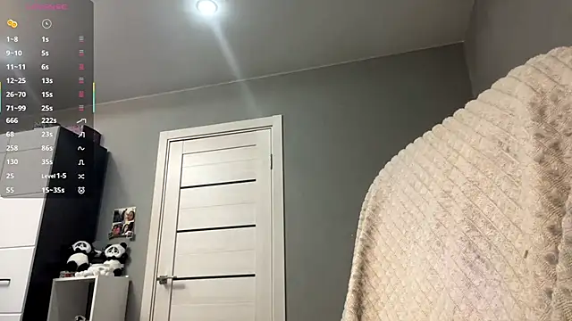 TomiRodenberg online show from January 2026 01:13:01 PM