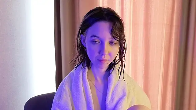 Snapshot of BondiCappetit chatting on July 2026 01:06:01 PM BondiCappetit online show from July 2026 01:06:01 PM
