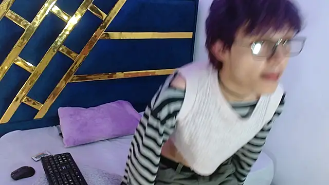 Angel adrien online show from January 2026 12:40:01 PM