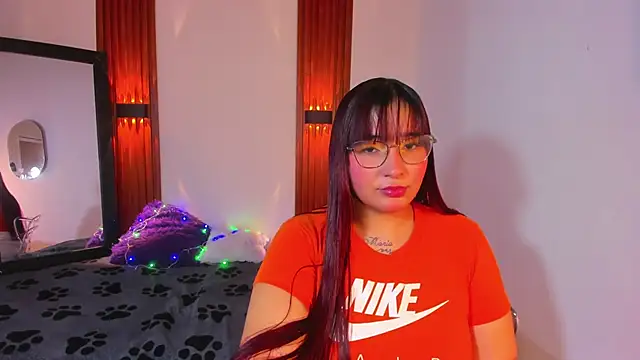 ChloeJewel21 online show from January 2026 04:14:01 AM