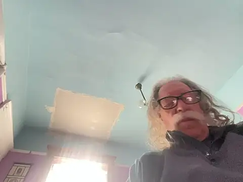 Snapshot of LickYourYoni chatting on February 2026 08:38:01 PM LickYourYoni online show from February 2026 08:38:01 PM