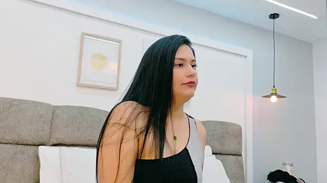 Snapshot of AlmaRose_ chatting on April 2026 12:31:01 PM AlmaRose online show from April 2026 12:31:01 PM