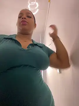 Snapshot of NataliaMillers chatting on July 2026 10:59:02 PM NataliaMillers online show from July 2026 10:59:02 PM