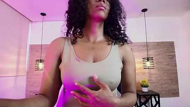 Ellie-Alves online show from July 2026 01:25:01 PM