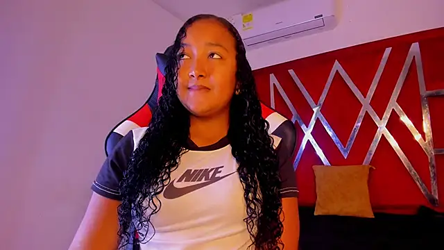 Snapshot of sweetdesireasm chatting on February 2026 08:01:01 PM sweetdesireasm online show from February 2026 08:01:01 PM