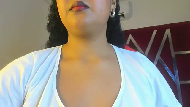 Snapshot of sweetdesireasm chatting on February 2026 08:15:01 PM sweetdesireasm online show from February 2026 08:15:01 PM