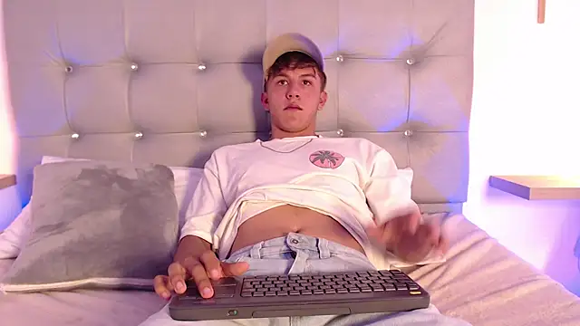 johnny blake  online show from January 2026 07:16:01 PM