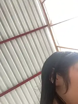 LunaSeduct online show from January 2026 03:48:02 PM