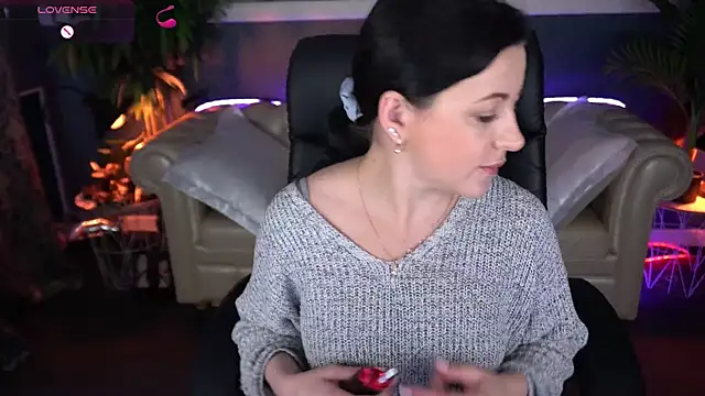 Snapshot of Dafni_Monn chatting on April 2026 05:38:02 AM Dafni Monn online show from April 2026 05:38:02 AM