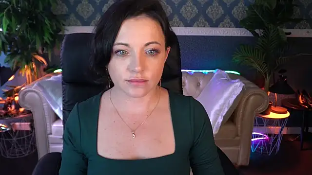 Snapshot of Dafni_Monn chatting on May 2026 01:18:01 PM Dafni Monn online show from May 2026 01:18:01 PM