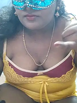 Snapshot of divyasree1431 chatting on June 2026 04:04:02 AM divyasree1431 online show from June 2026 04:04:02 AM