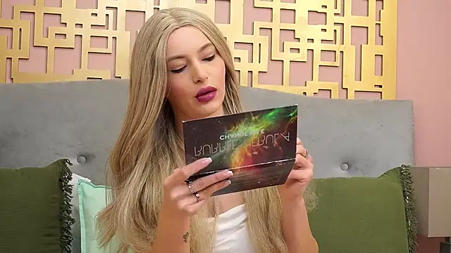 Snapshot of BellaNoirX chatting on February 2026 05:05:02 AM BellaNoirX online show from February 2026 05:05:02 AM