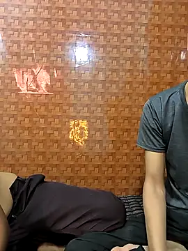 Snapshot of Antique_stickchart_couple chatting on February 2026 04:08:01 AM Antique stickchart couple online show from February 2026 04:08:01 AM