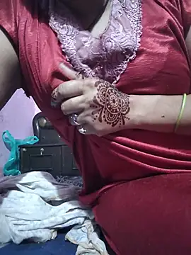 Snapshot of Nilam_cute chatting on May 2026 06:48:02 PM Nilam cute online show from May 2026 06:48:02 PM