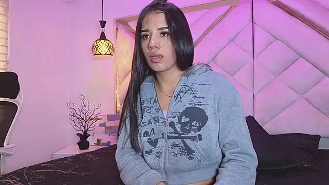 zoevg online show from March 2026 12:31:02 PM