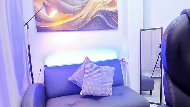 Britney Cortez online show from February 2026 12:12:01 PM