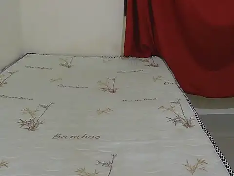 slut-Nana online show from January 2026 06:54:02 PM