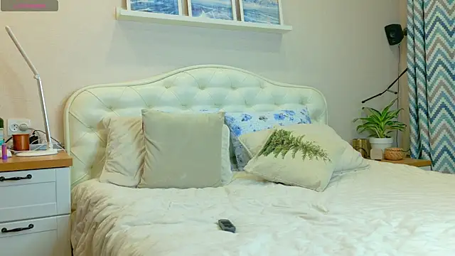 Snapshot of LadySweetWife chatting on February 2026 02:19:01 AM LadySweetWife online show from February 2026 02:19:01 AM