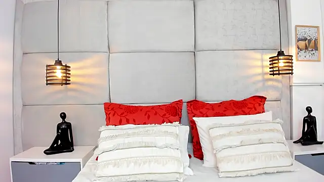 IvonneOwen online show from February 2026 01:09:02 AM