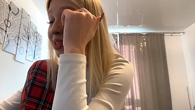 Snapshot of DozyLagging chatting on January 2026 09:25:02 AM DozyLagging online show from January 2026 09:25:02 AM