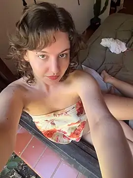 Snapshot of witchdub chatting on May 2026 02:03:02 PM witchdub online show from May 2026 02:03:02 PM