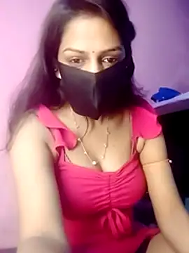 larahotg online show from January 2026 10:41:02 AM